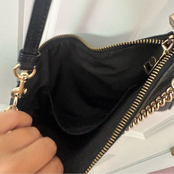 Elegant COACH Black Leather Shoulder Bag - Picture 12 of 16